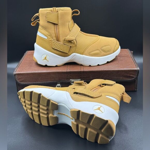 Air Jordan Trunner LX High 'Golden Harvest' - Picture 1 of 13